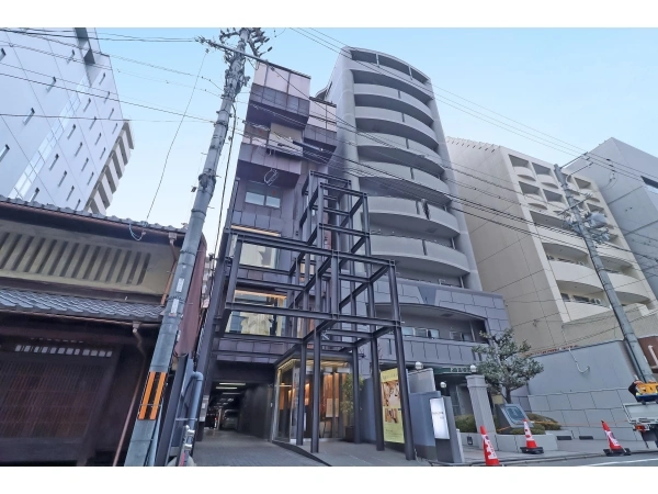 フィエルテ四条烏丸シュッド