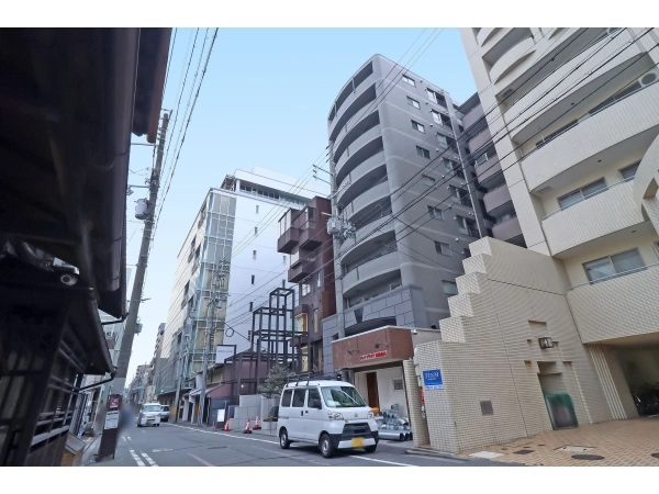 フィエルテ四条烏丸シュッド