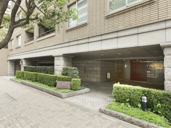 ハイレーゼ六本木三河台