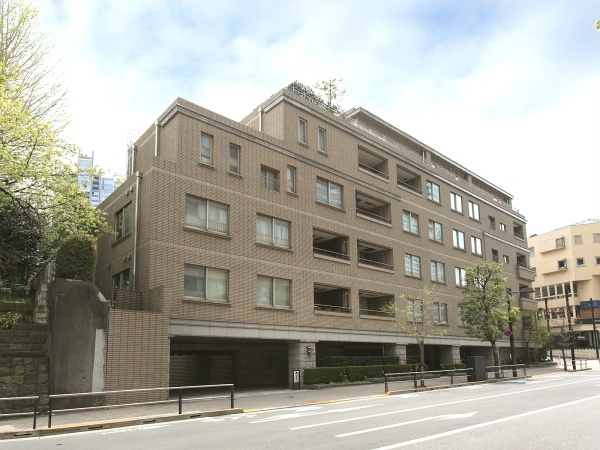 ハイレーゼ六本木三河台