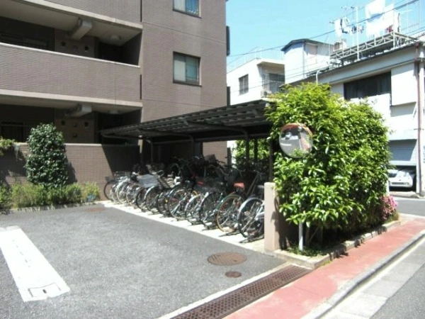パルテール白金