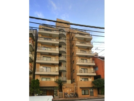 ジェイパークステーション田町