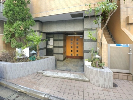 ジェイパークステーション田町