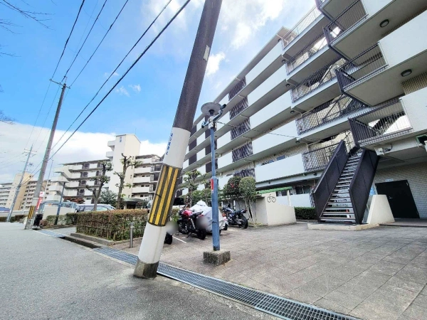 サニーハウス西豊中壱号館 敷地内