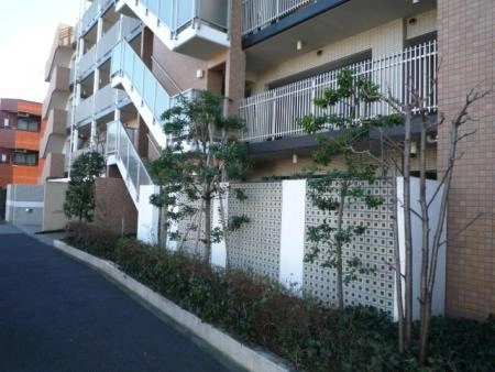 ハイセレサ井草の森デュオガーデン