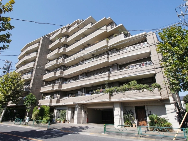 アベニール富士見台四季の小径
