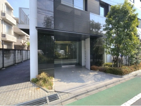 小田急コアロード目白西坂
