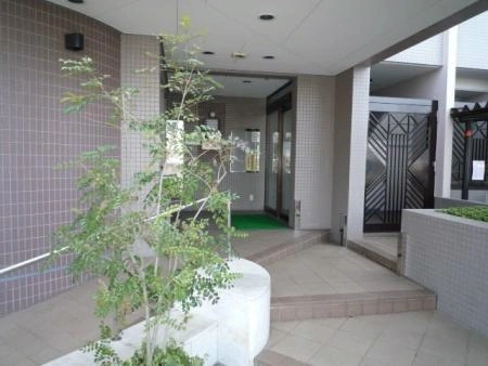 ハウス都立家政