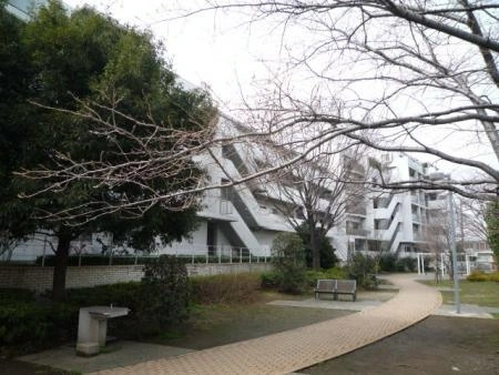 ルネアクアパークス　パークフロント 敷地内