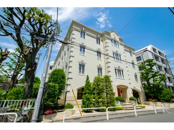 パークコート市谷加賀町