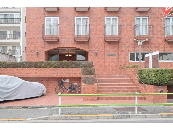 赤坂七番館