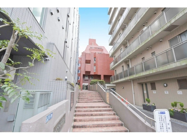 赤坂ロイヤルマンション