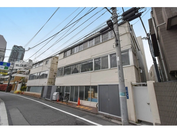 赤坂リキマンション
