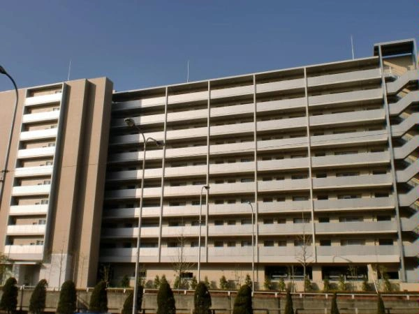 インプレスト千里中央