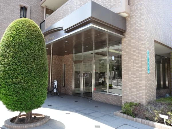 ルイシャトレ塚本駅前