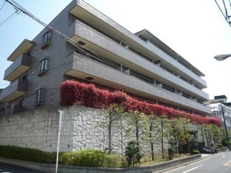 ファミールヒルズ哲学堂公園