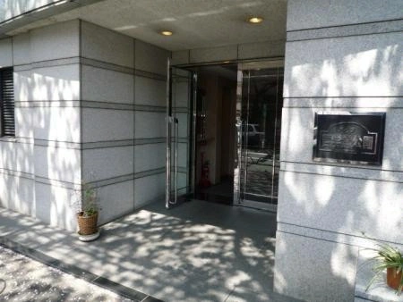 メイツ哲学堂公園