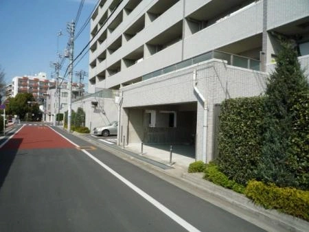 ライオンズマンション中野平和の森公園