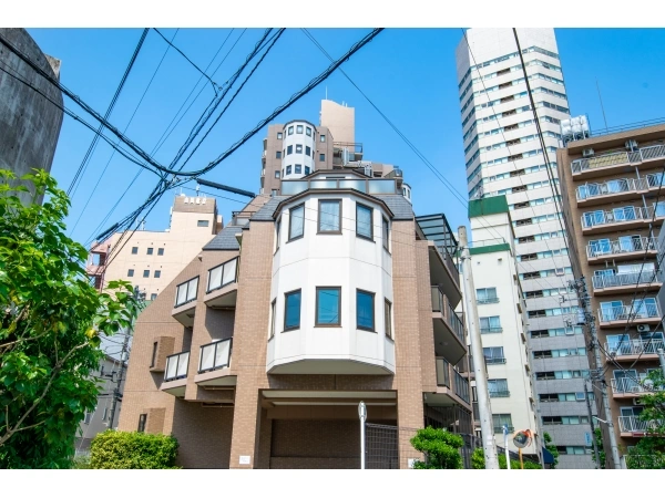 フリーディオ四谷三丁目