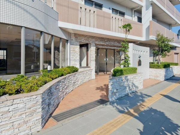 日神パレステージ堀ノ内コスタカーロ