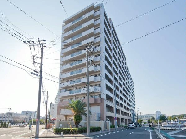 日神パレステージ横須賀マリンスクエア