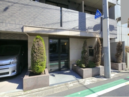 ルーブル神楽坂参番館