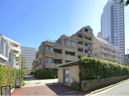 新宿7丁目ハイライズ