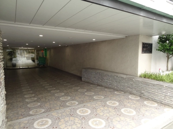 小田急麹町マンション