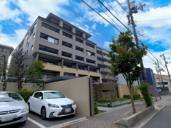 グランリソシエ御所西