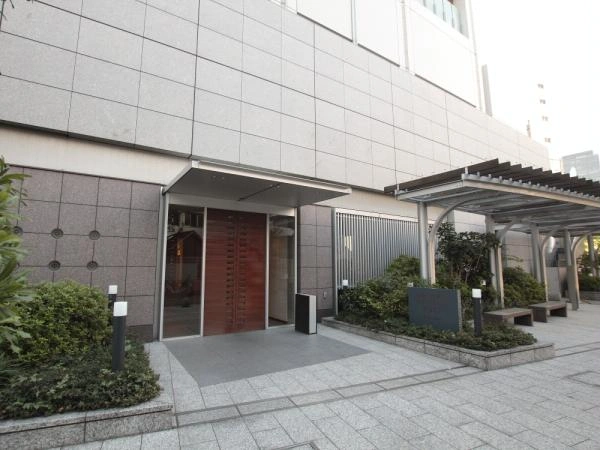 ジーニス大阪