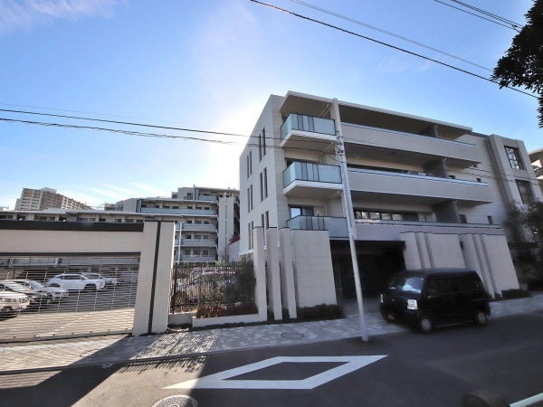プラウド横浜岡野