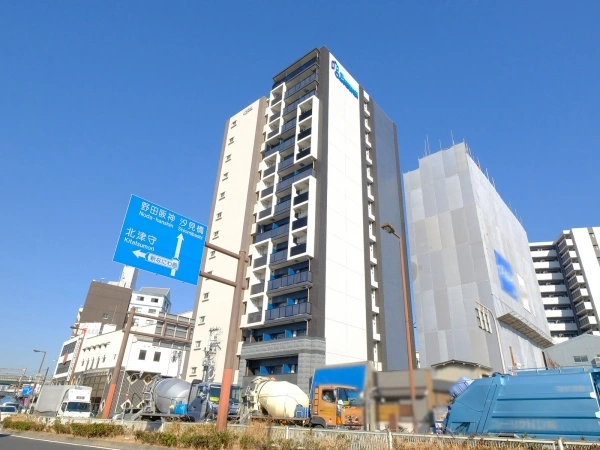 プレサンス難波フィールド