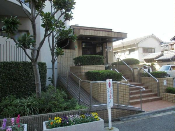コープ野村長池公園