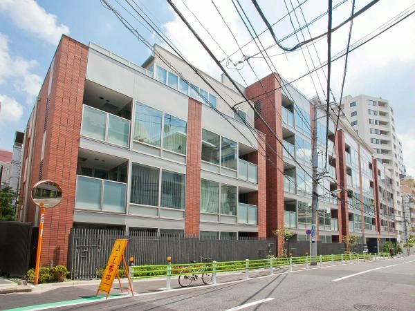 プレミスト赤坂檜町公園