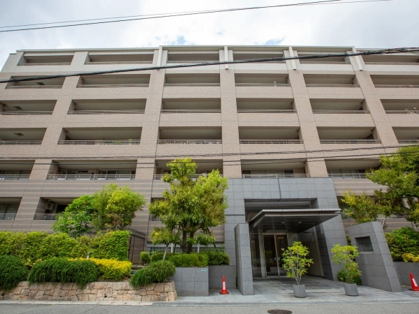 ステイツグラン甲子園口松並町