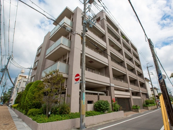ヒルズ甲子園口二見町