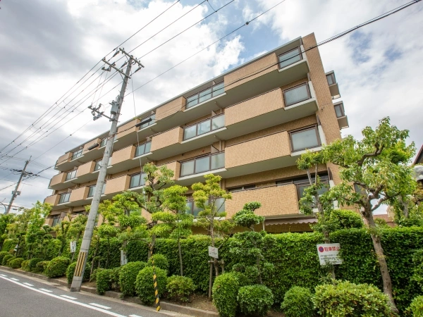 コープ野村香櫨園