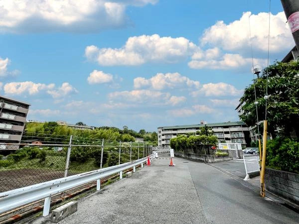 日商岩井千里桃山台マンション