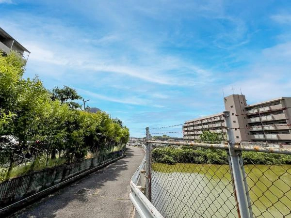 日商岩井千里桃山台マンション