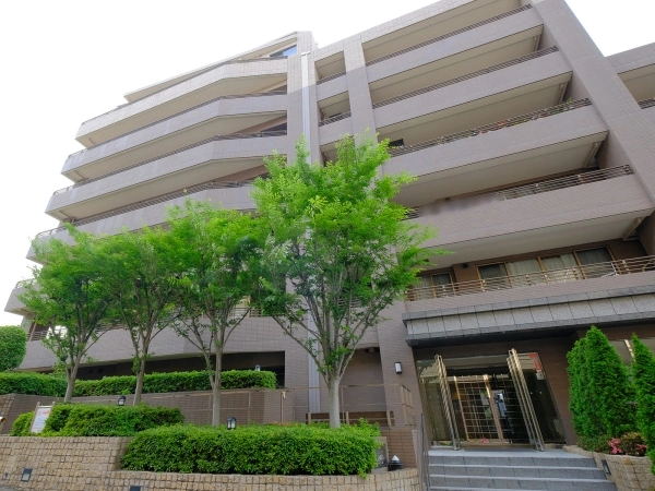 ステイツ桃山台レジデンス