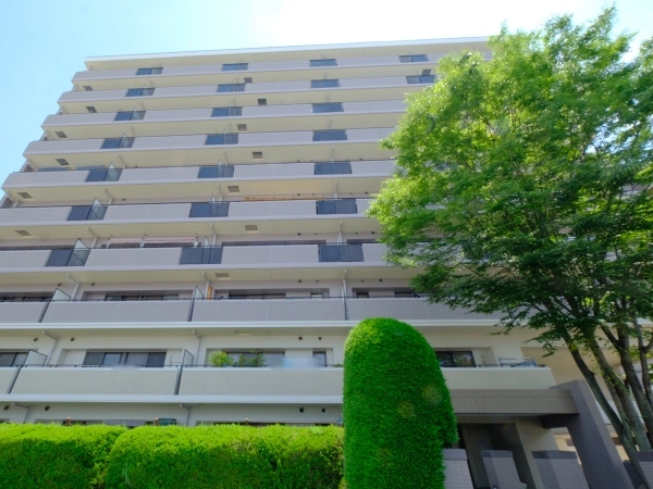 ステイツ千里津雲台アバント