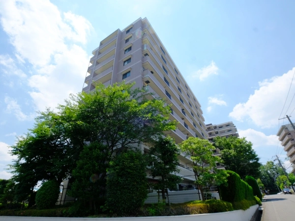ステイツ千里津雲台アバント