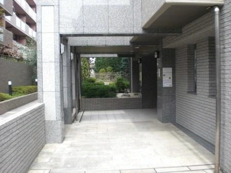 サーパス千里藤白台
