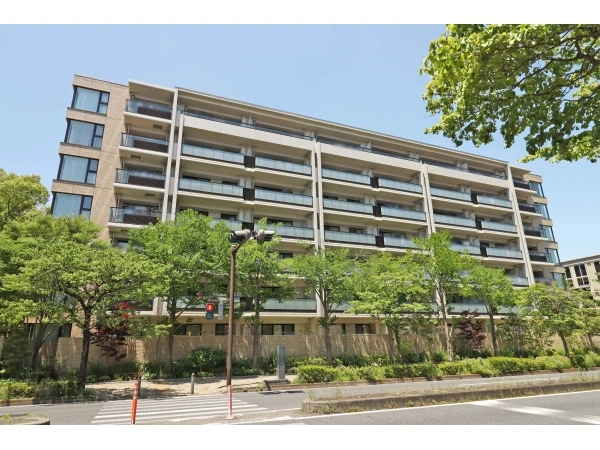 アールブラン横浜仲町台