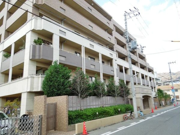 ル・サンク甲南山手