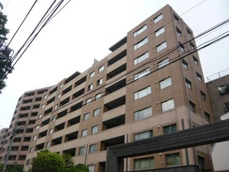 グローリオ御苑内藤町
