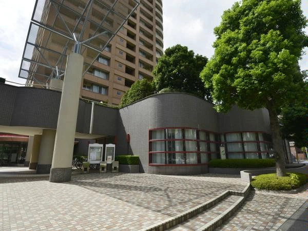 西早稲田パークタワー 敷地内