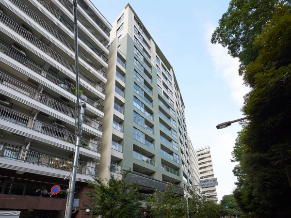 ヒルズ新宿御苑