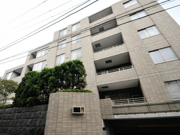 ヴェーゼント市ヶ谷