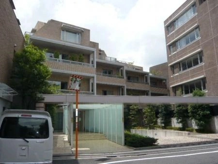 パークハウス市谷砂土原町レフィナール